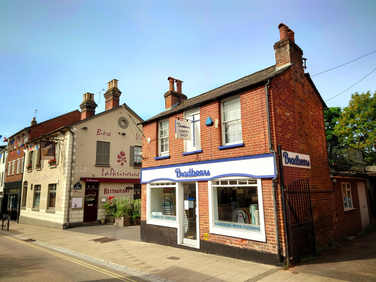 Romsey Carpet Store Bradbeers Furniture