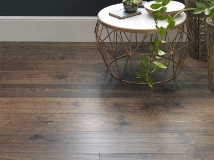 Berkley Burnt Oak Cameo